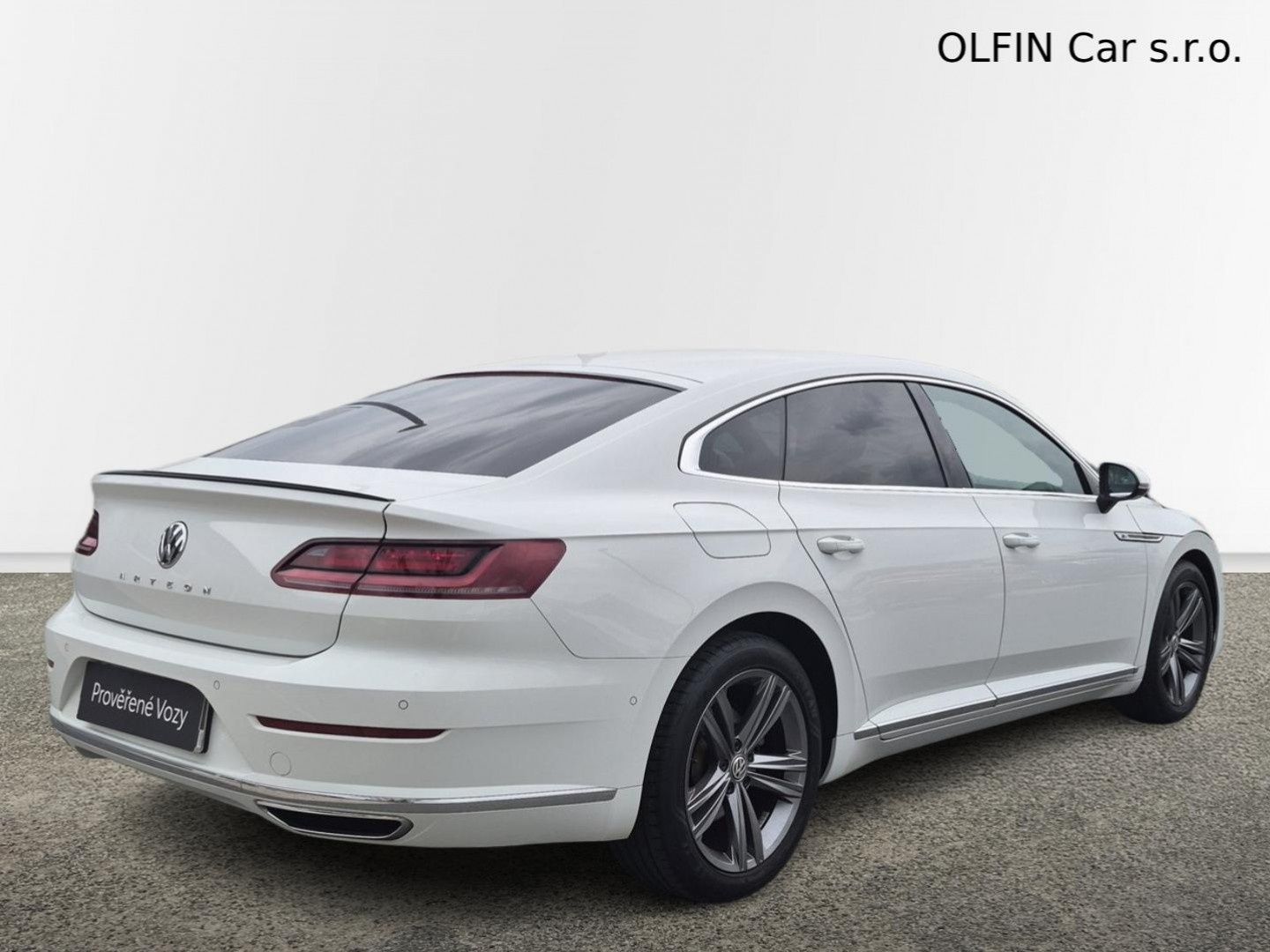 Volkswagen Arteon, R-Line 2.0 TSi 140 kW DSG - fotka 2