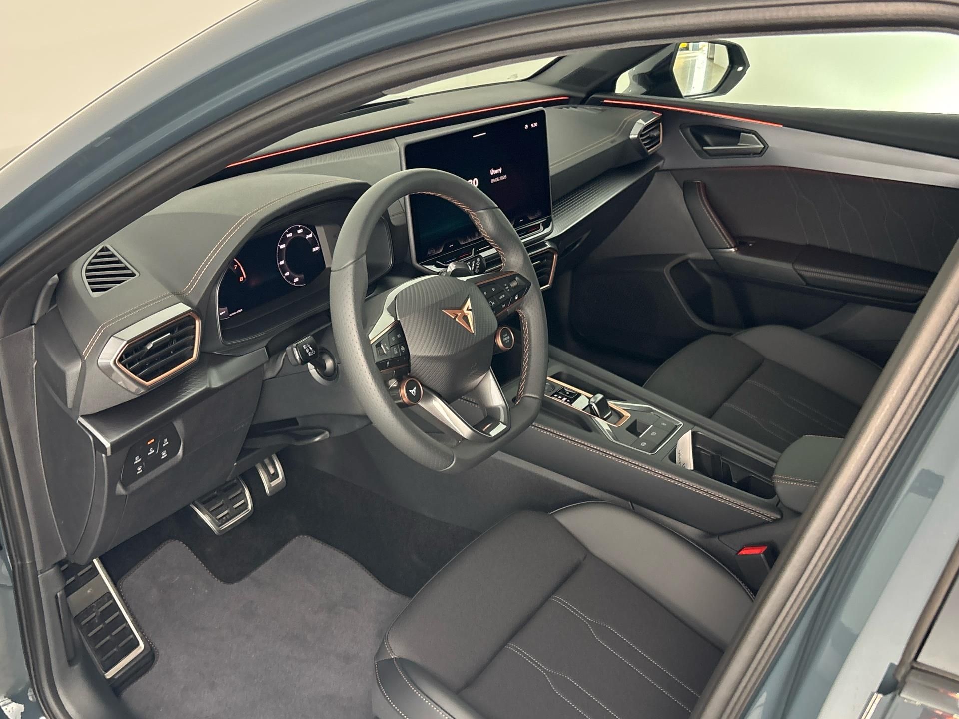 Cupra Leon, 2.0 TSI / 150 kW SP - fotka 6