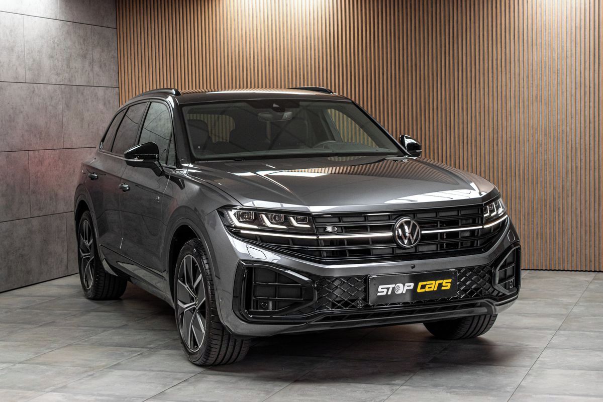 Volkswagen Touareg, 3.0 TDI R-LINE*ZÁRUKA*TAŽNÉ*ČR - fotka 3