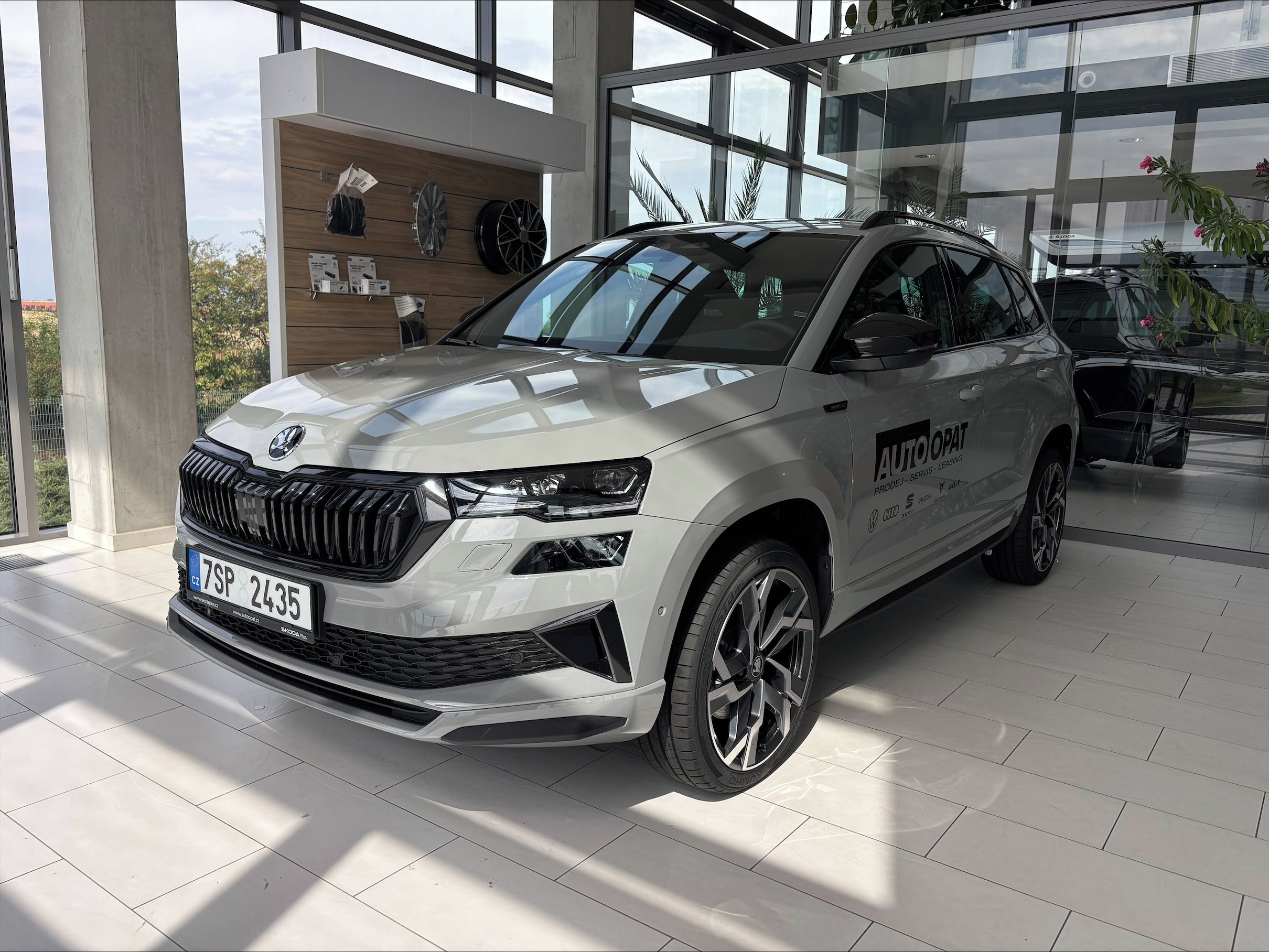 Škoda Karoq, Sportline 1,5 TSI 110 kW - fotka 3