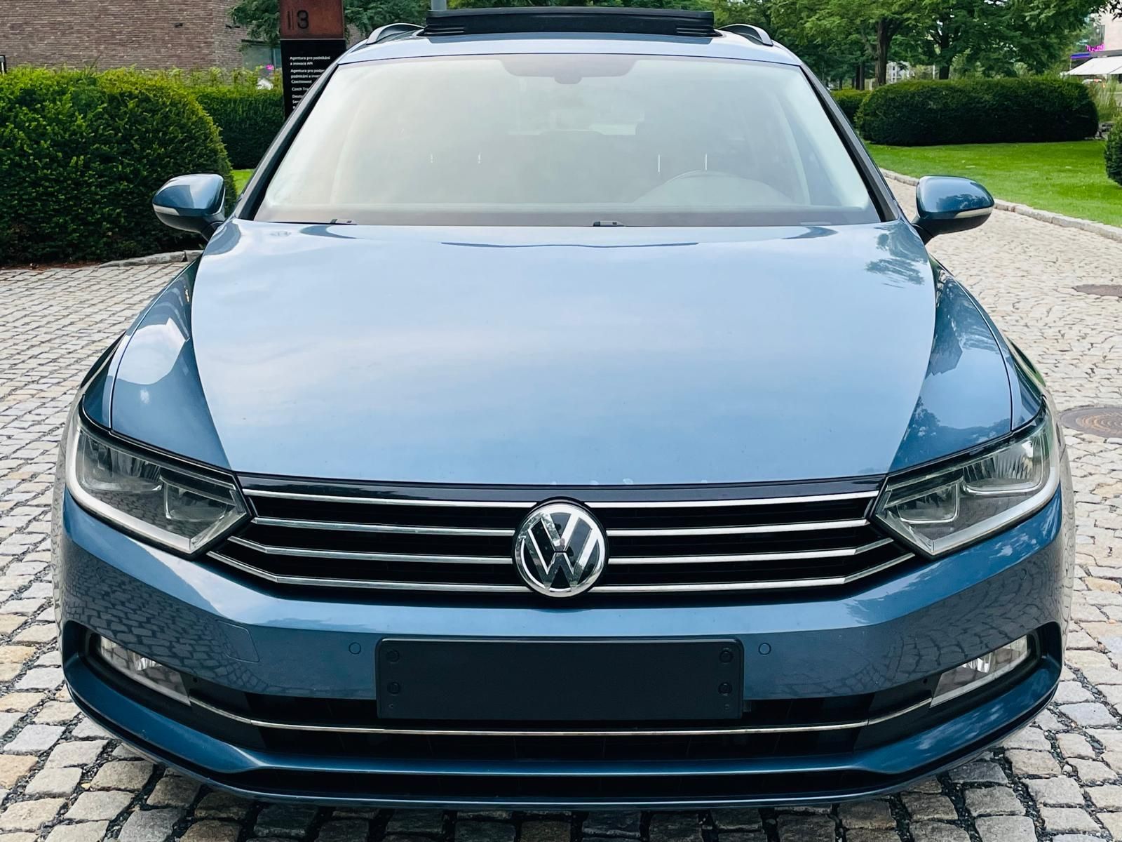 Volkswagen Passat, 2.0TDI AUTOMAT VÝHŘEV SERVISKA - fotka 6