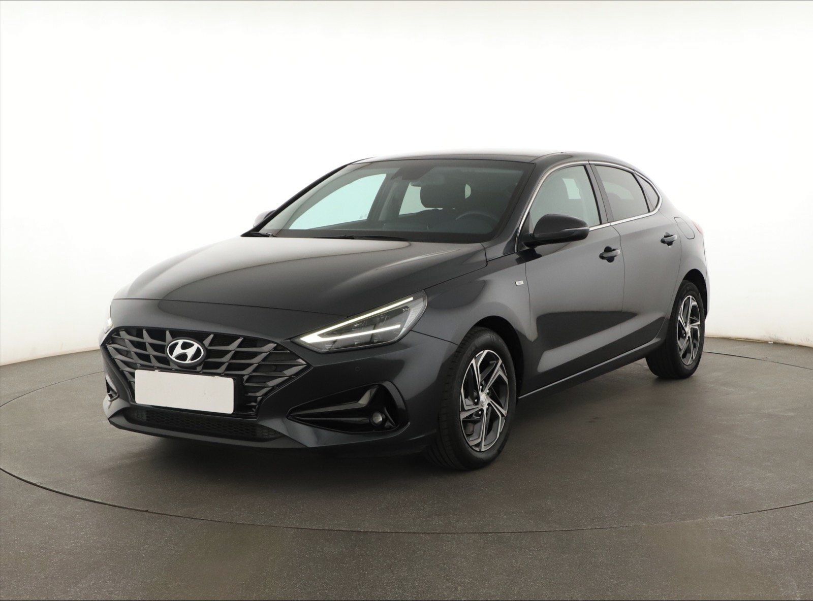 Hyundai i30, 1.5 T-GDI MHEV, ČR,1.maj - fotka 3
