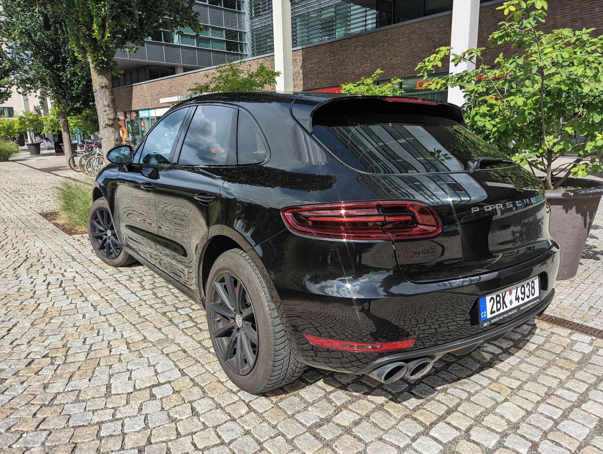 Porsche Macan, Turbo Burmester,Chrono,PDLS+ - fotka 4