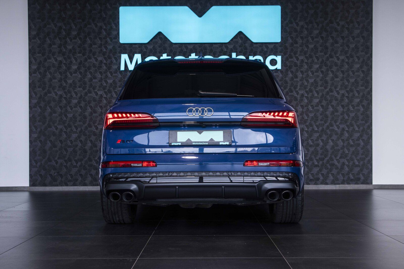 Audi SQ7, 4.0 TFSI, S-line - fotka 4