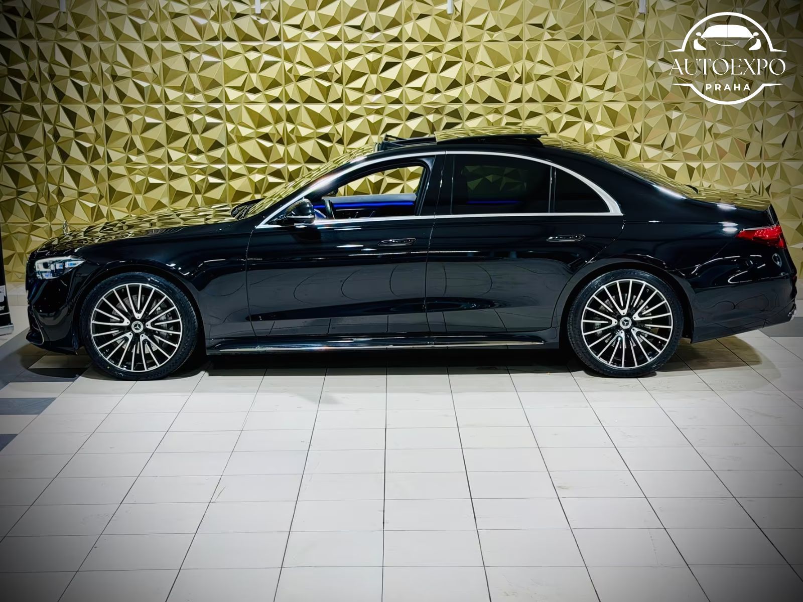 Mercedes-Benz Třídy S, S580*4Matic*AMG-LINE*PANORAMA* - fotka 5