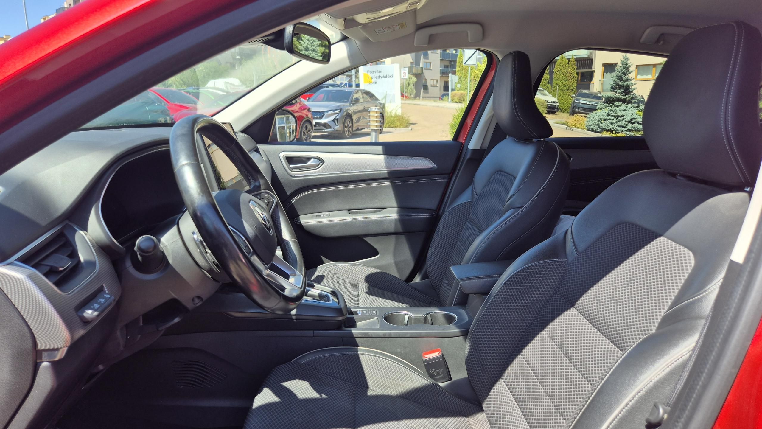 Renault Arkana, Intens TCe 140 EDC - fotka 6