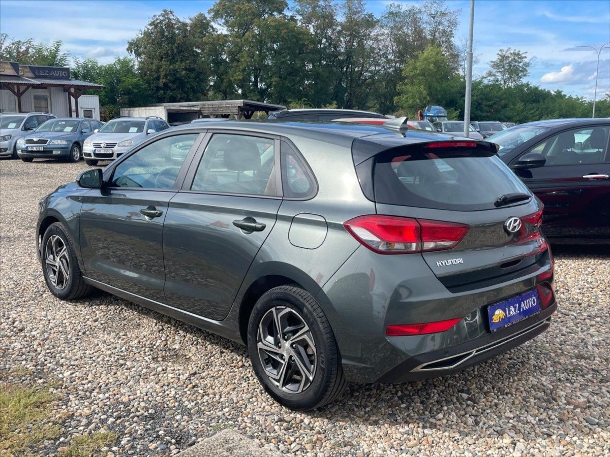 Hyundai i30, 1,5 DPi - fotka 4