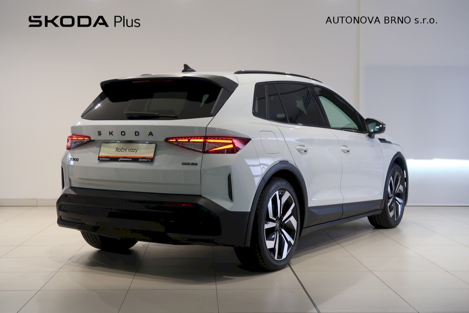 Škoda Elroq, 85 210/82 E1H Sportline - fotka 2