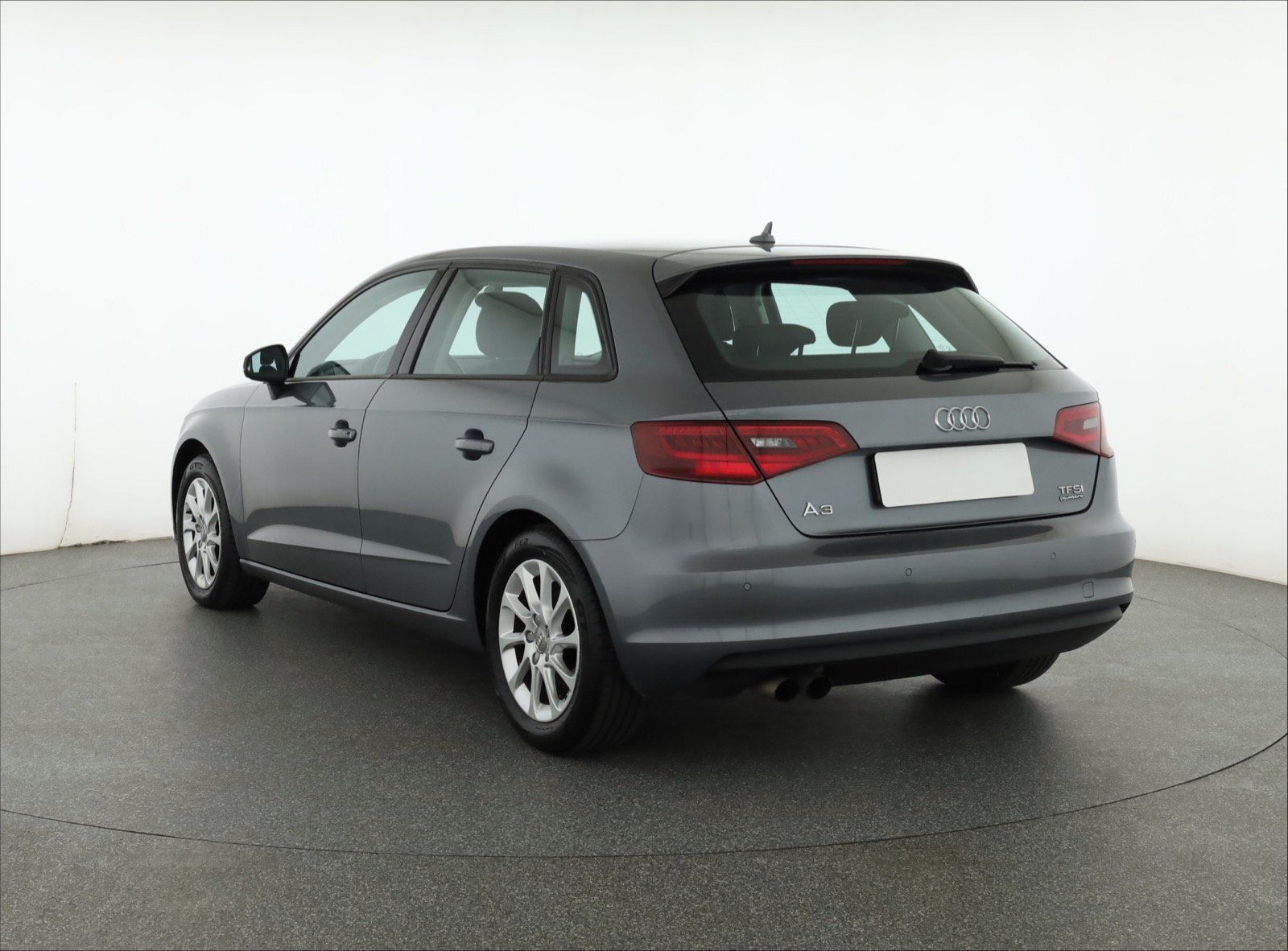 Audi A3, 1.8 TFSI, 4X4, Automat, Navi - fotka 4