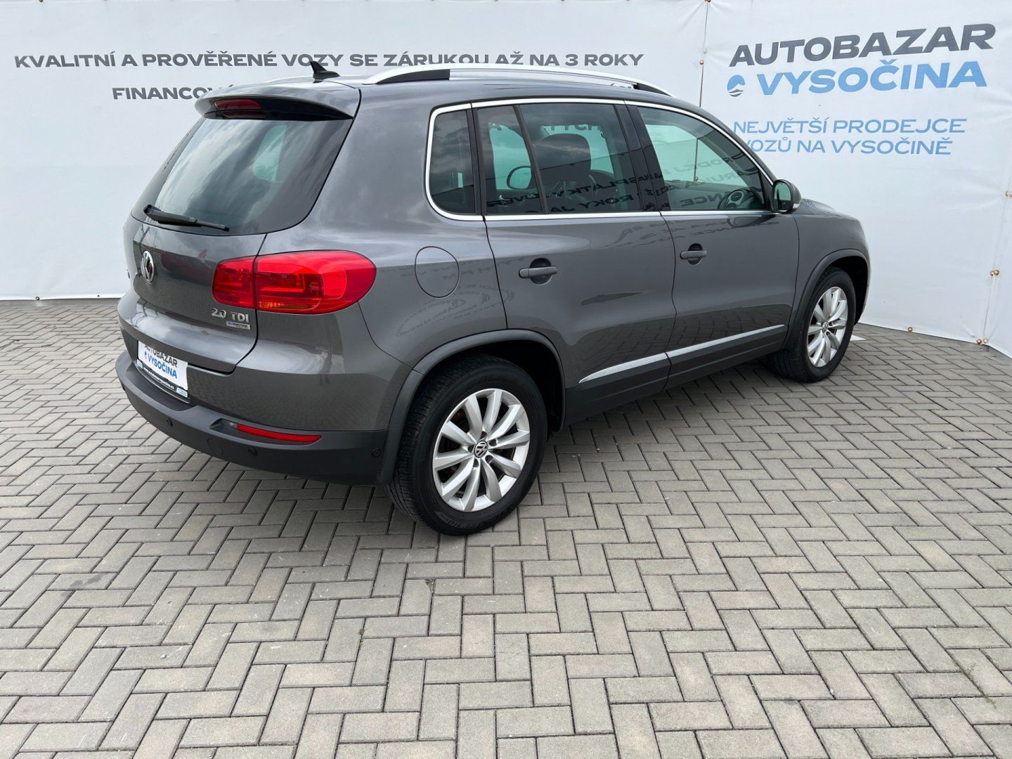 Volkswagen Tiguan, 2.0TDi 103kW Sport & Style - fotka 4