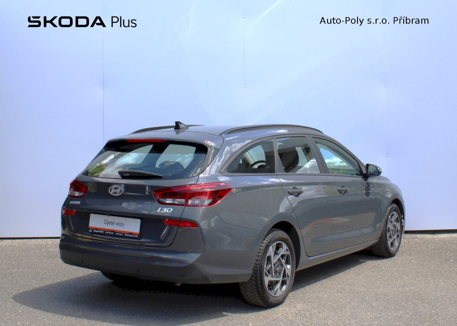 Hyundai i30, Smart 1.0T-GDi / 74kW 6°MP - fotka 2