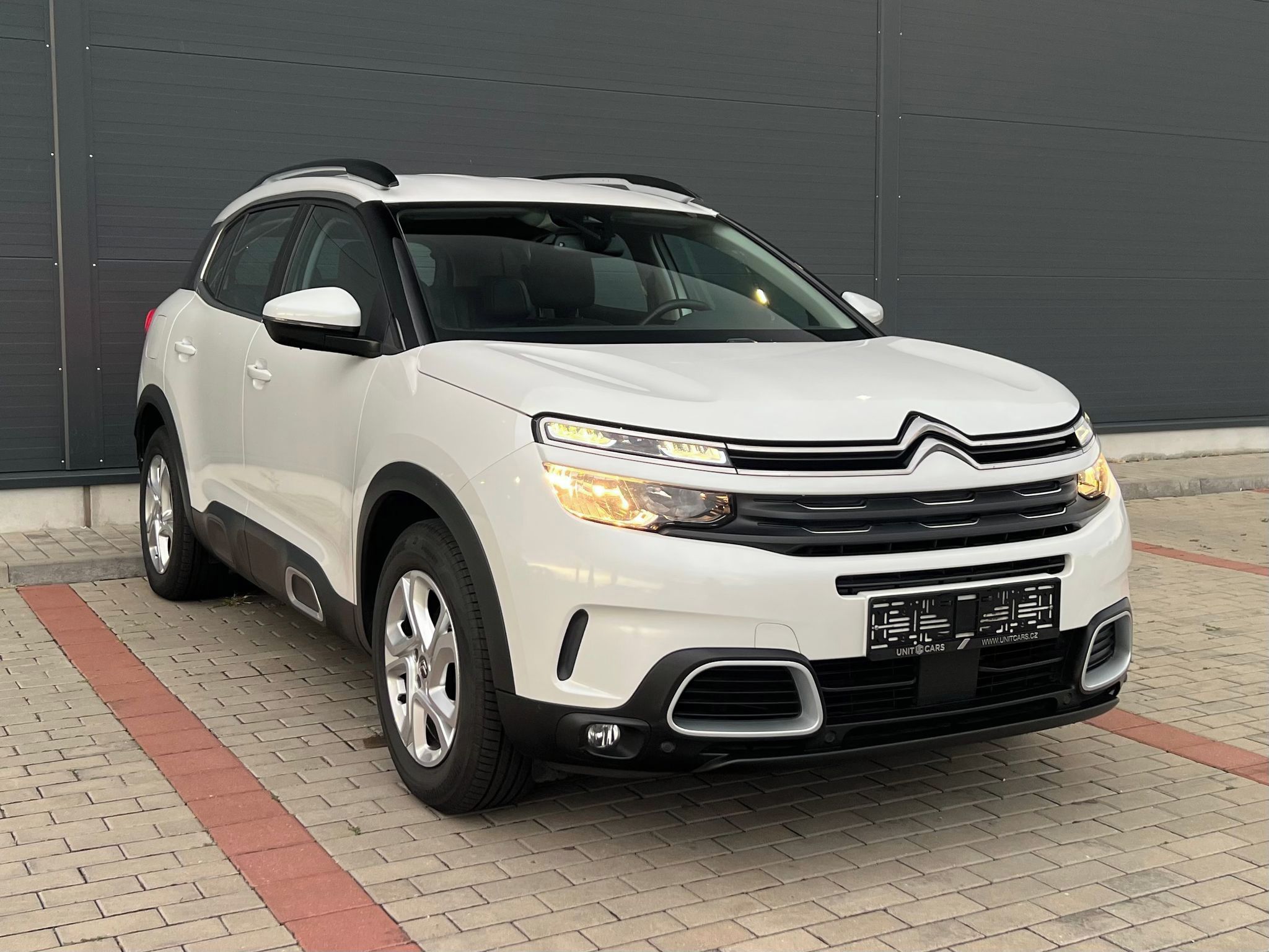 Citroën C5 Aircross, 1.2 PureTech 96kW SHINE - fotka 3
