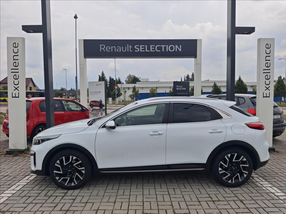 Kia XCee´d, 1,5 T-GDI 103kW 7DCT automat - fotka 3