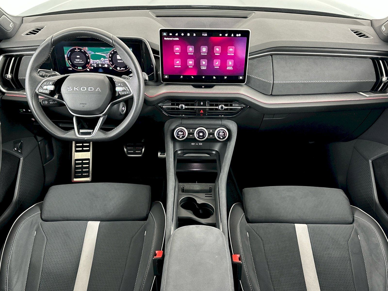 Škoda Kodiaq, iV DSG 1.5TSI 150kW SportLine - fotka 5