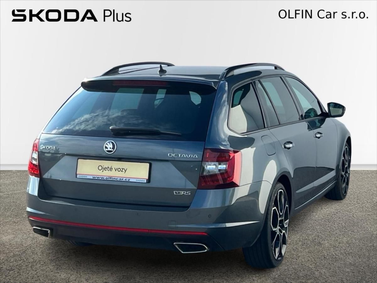 Škoda Octavia, 2,0 TDi 135kW  III. FL RS - fotka 2