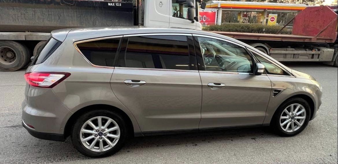 Ford S-MAX - fotka 2