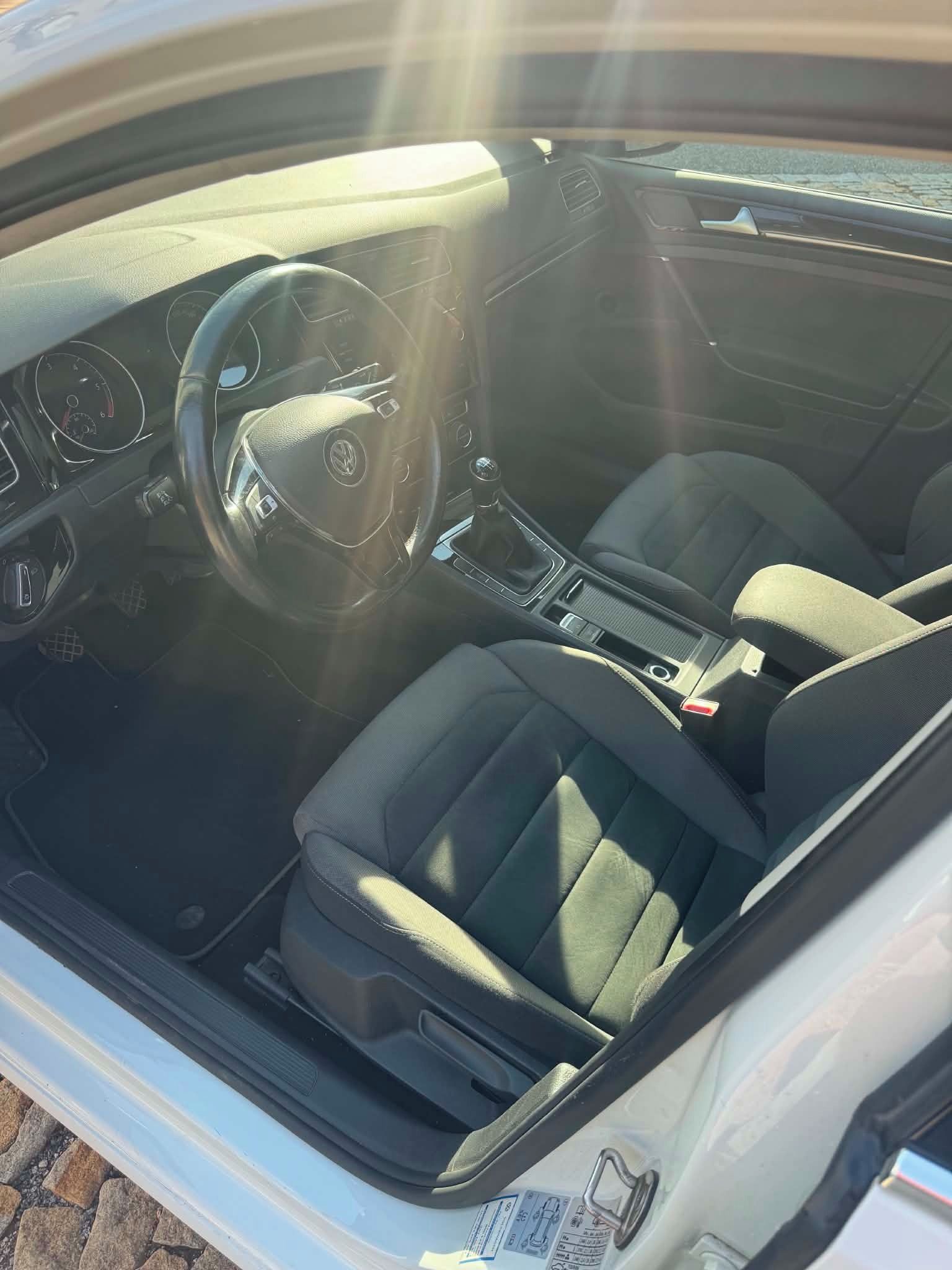 Volkswagen Golf, Volkswagen Golf 1.6TDI - fotka 6