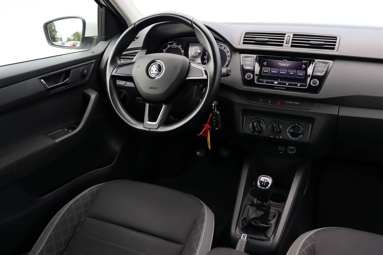 Škoda Fabia, 1.0 TSI Ambition - fotka 5