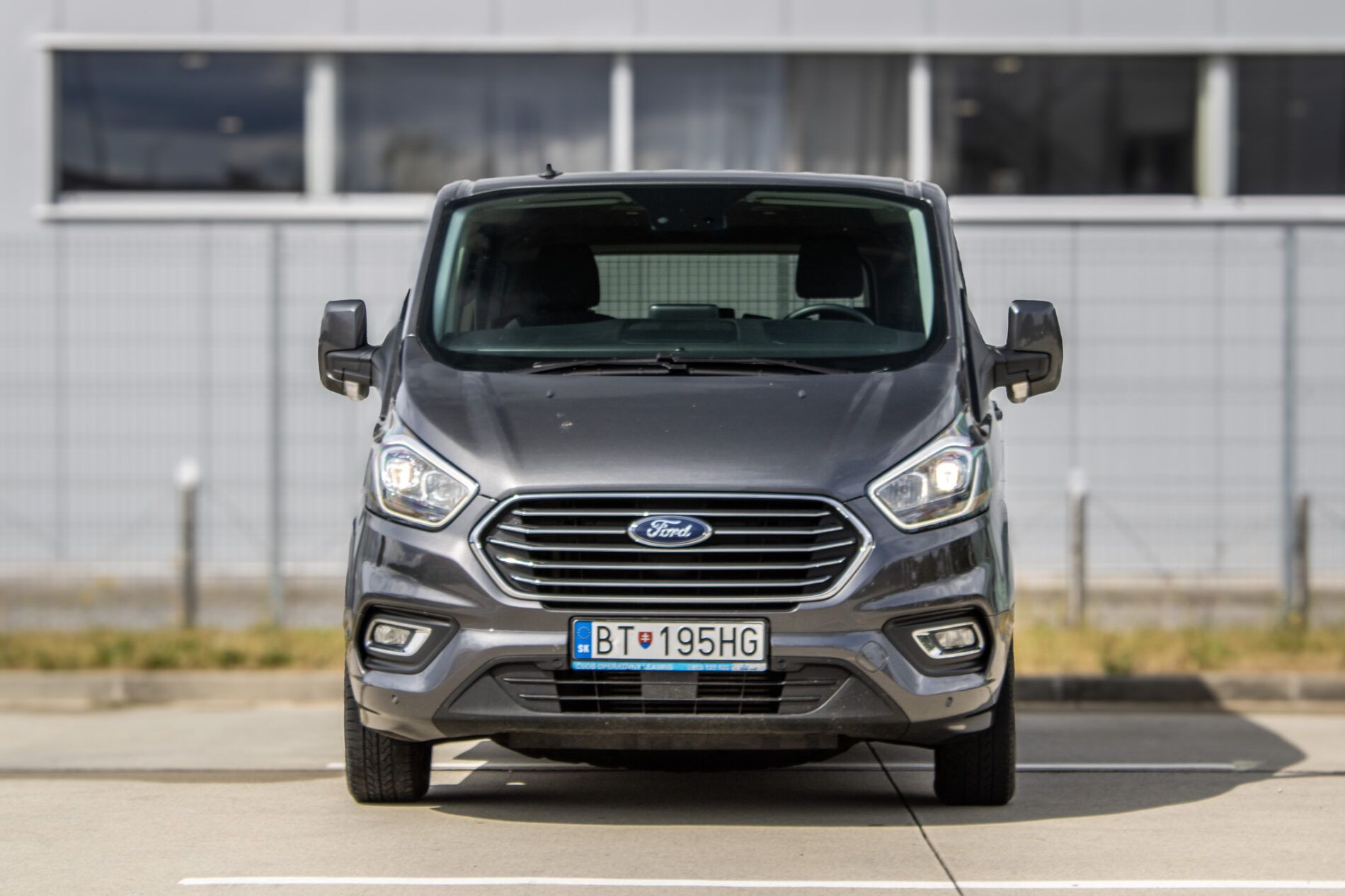 Ford Tourneo Custom - fotka 2