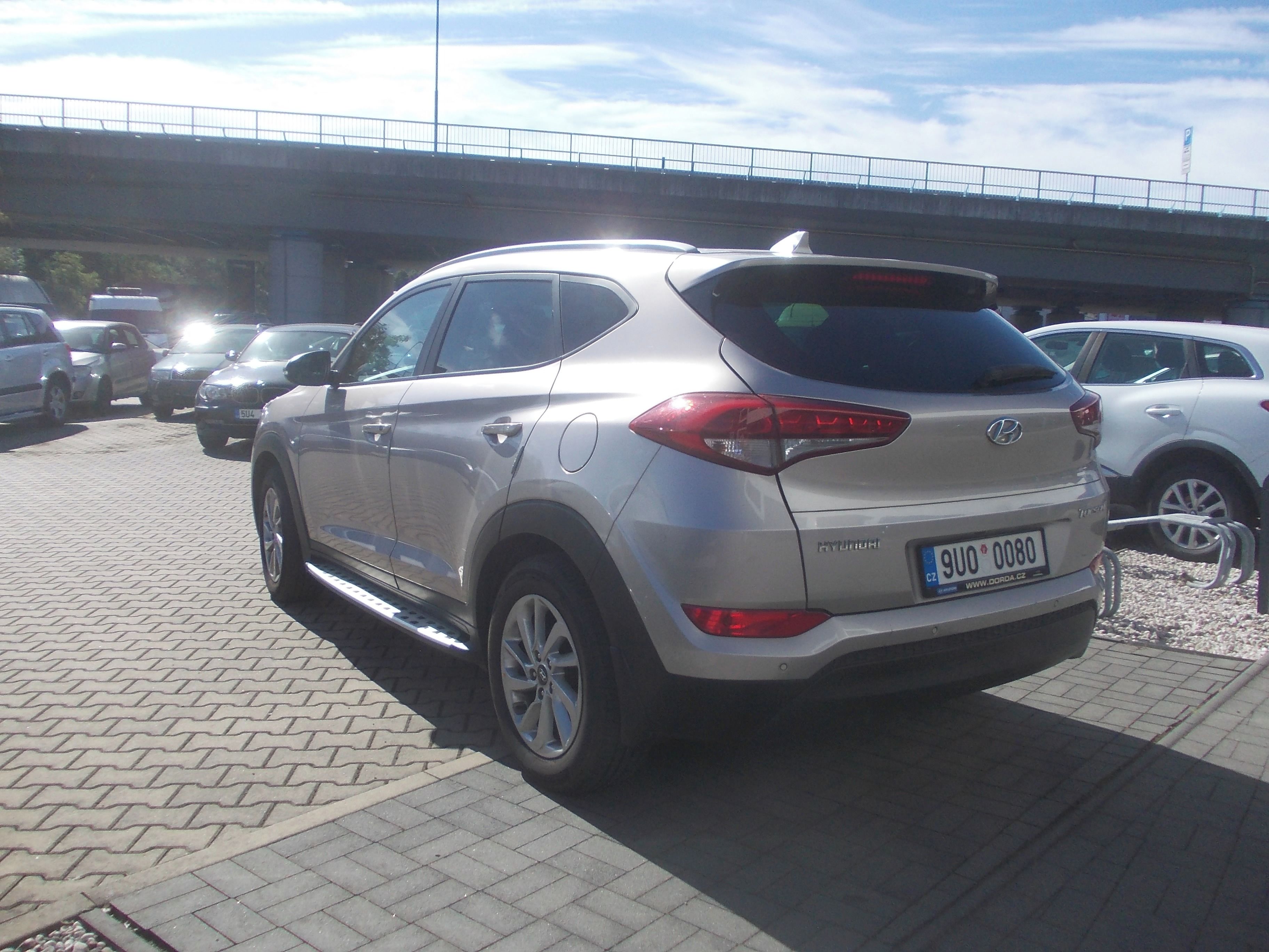 Hyundai Tucson, 1.7CRDI 85KW - fotka 4