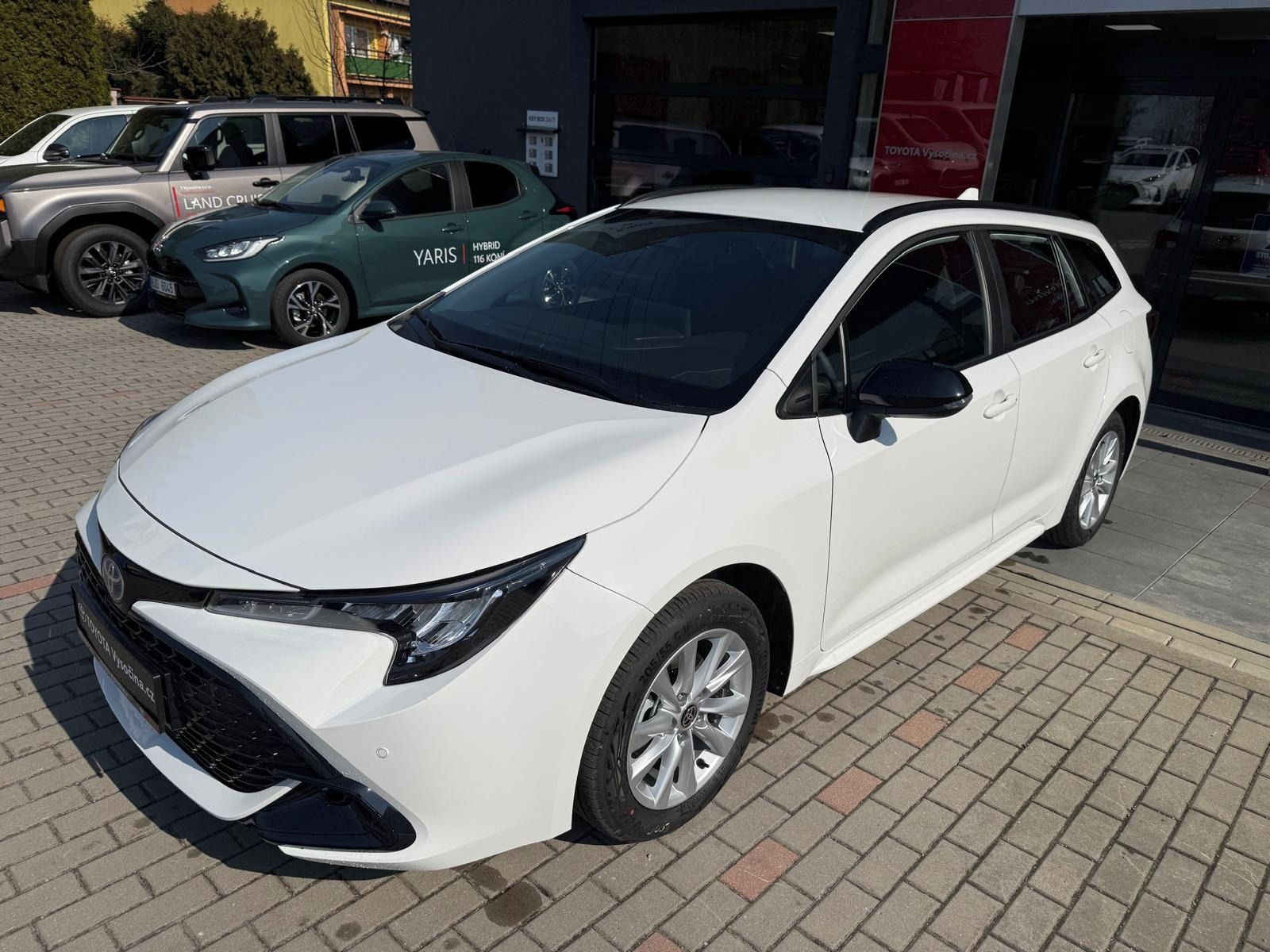 Toyota Corolla, 1.8HEV 140PS Comfort pak. Tech - fotka 2