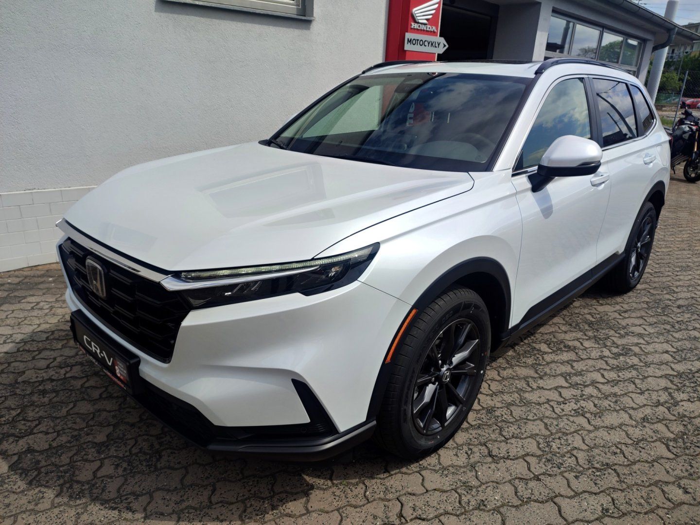 Honda CR-V, 2.0 e:HEV ELEGANCE MR2026 AWD - fotka 2
