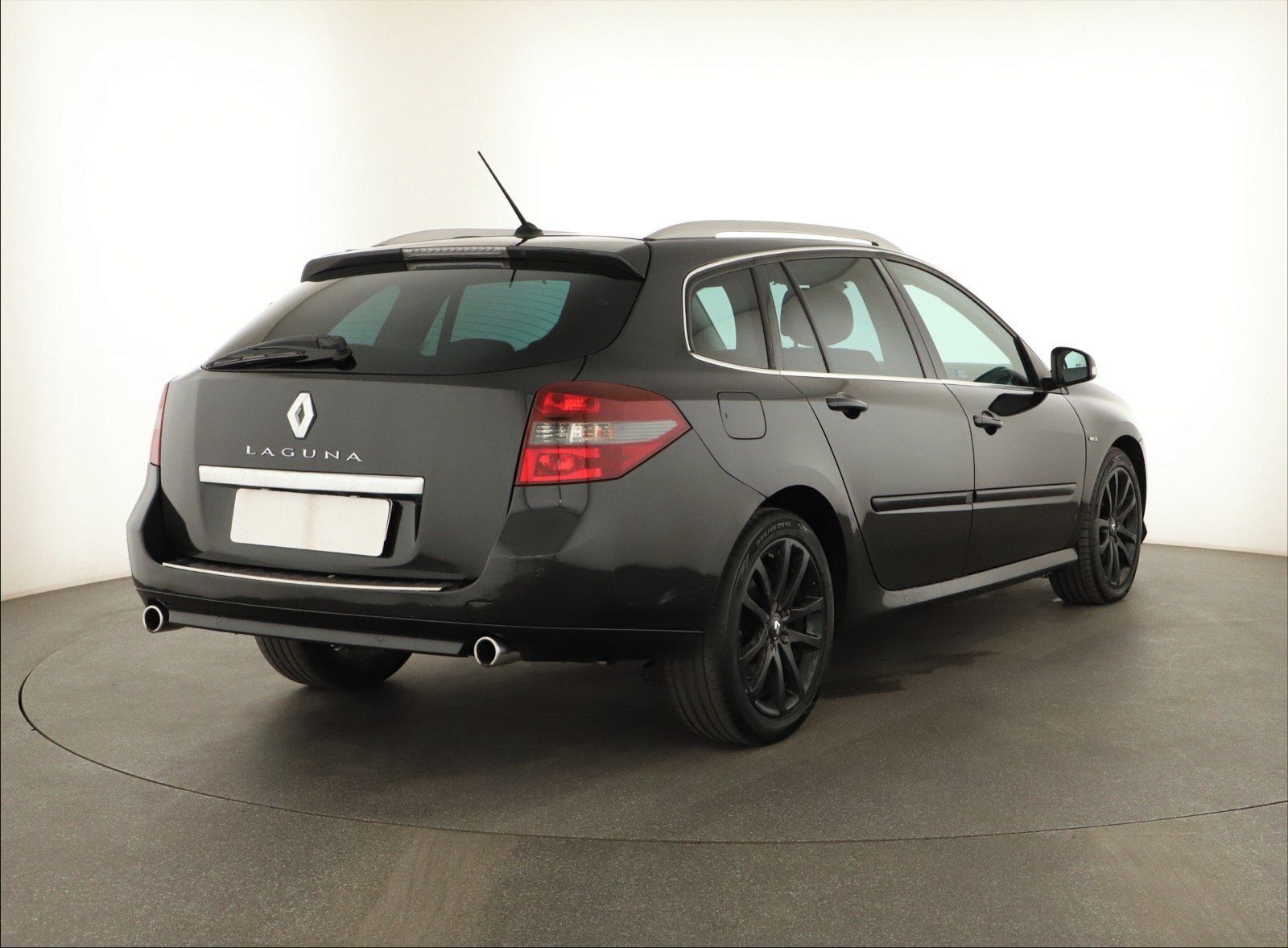 Renault Laguna, 2.0 dCi, Navi, Kožené sedačky - fotka 5