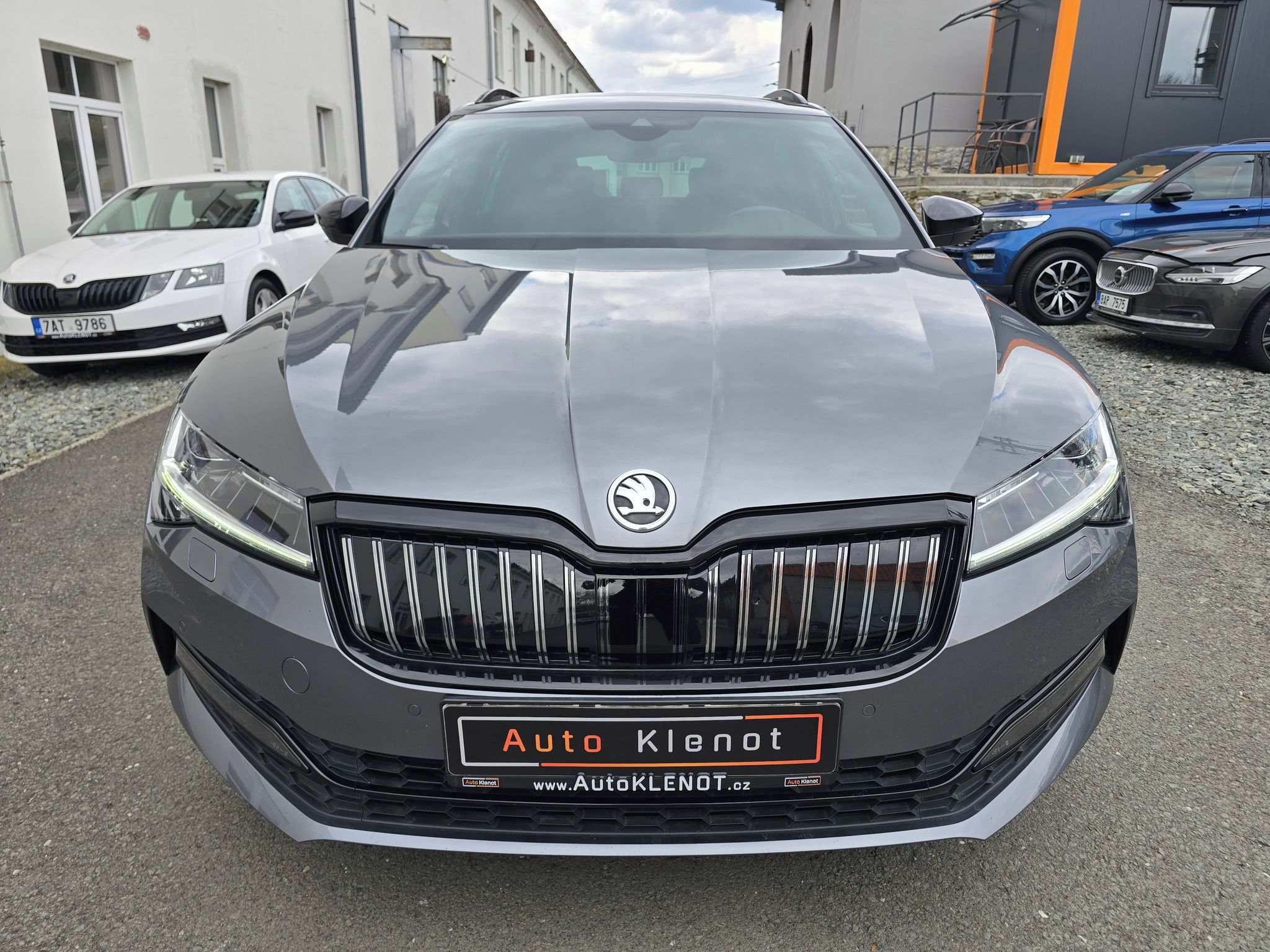 Škoda Superb, 1.4TSi 160kW iV Sportline DSG - fotka 3