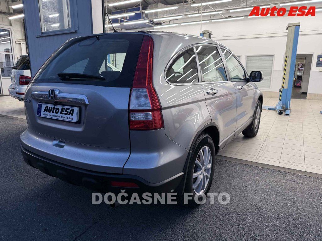 Honda CR-V, 2.0i VTEC - fotka 2