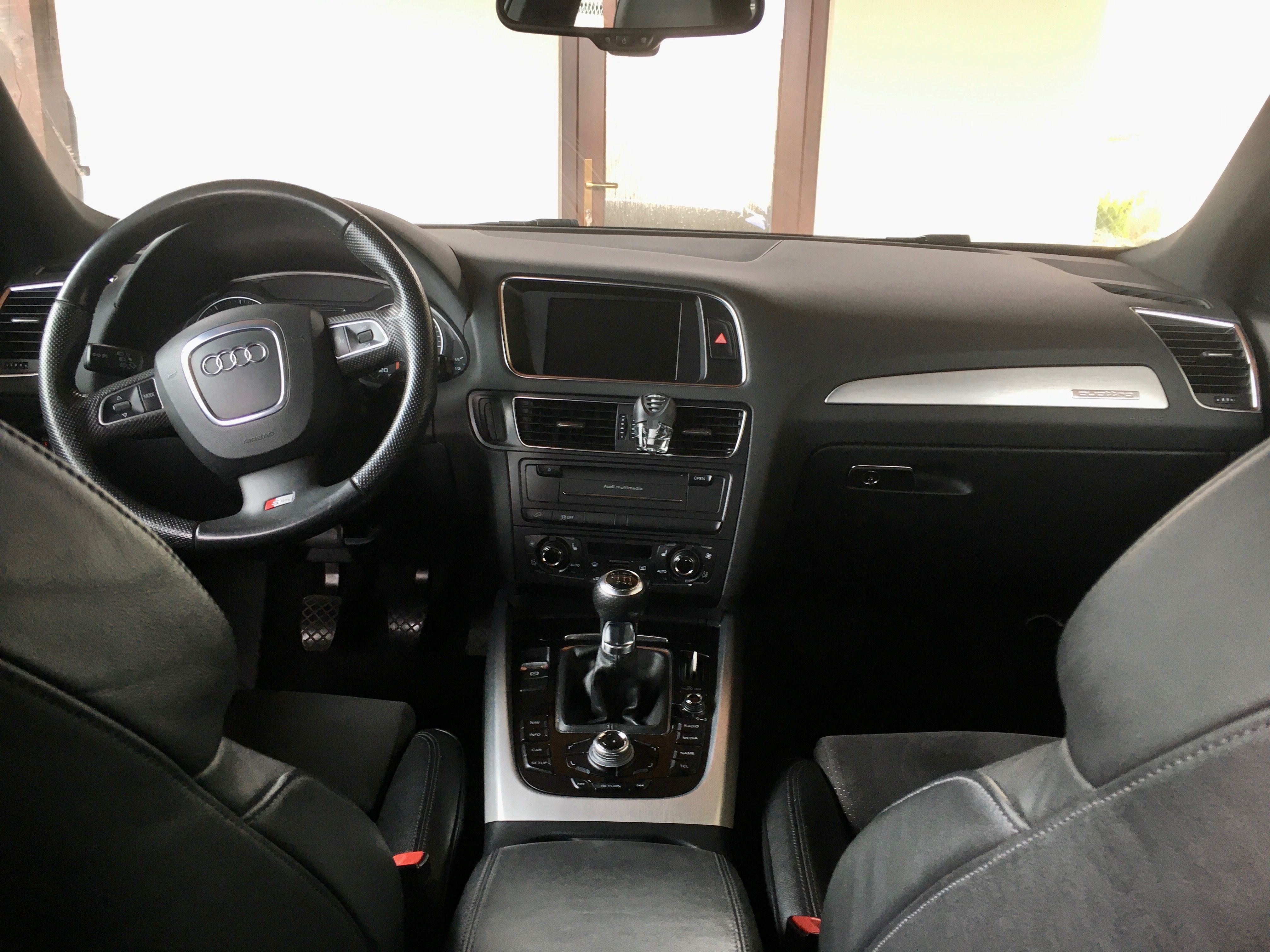 Audi Q5, Audi Q5 2,0 TFSi 155kW benzín - fotka 3