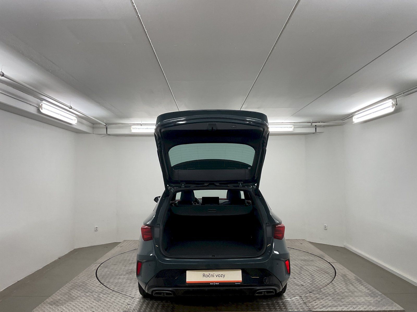 Cupra Leon, 1.5 ETSI 150K DSG - fotka 6