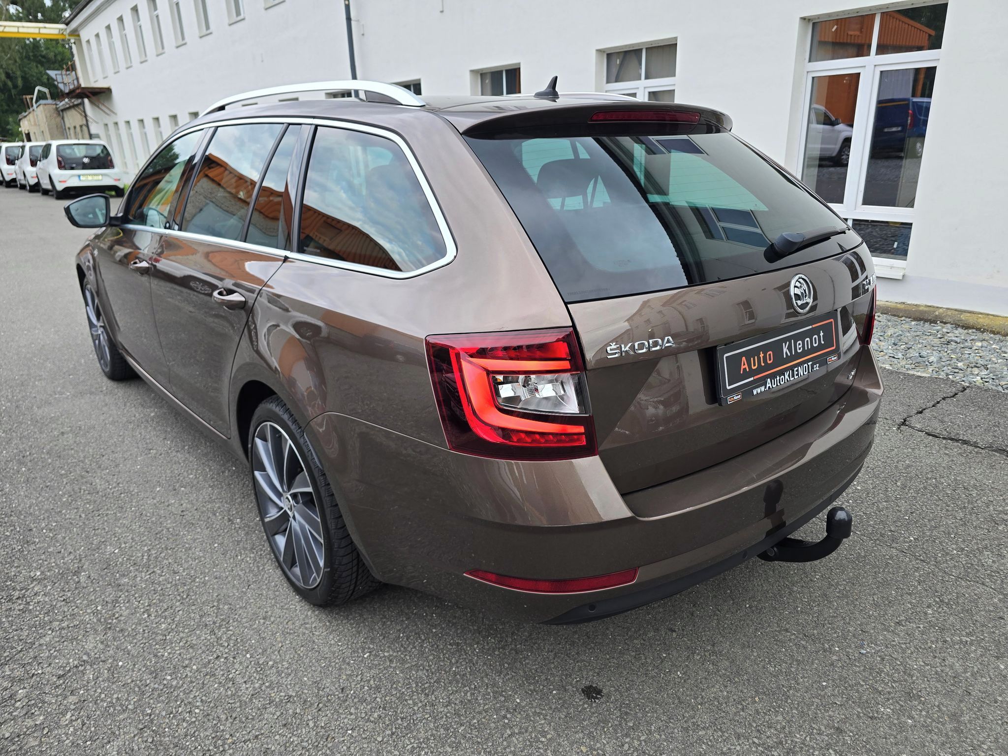 Škoda Octavia, 2.0TSi 140kW DSG L&K 4x4 KŮŽE - fotka 5