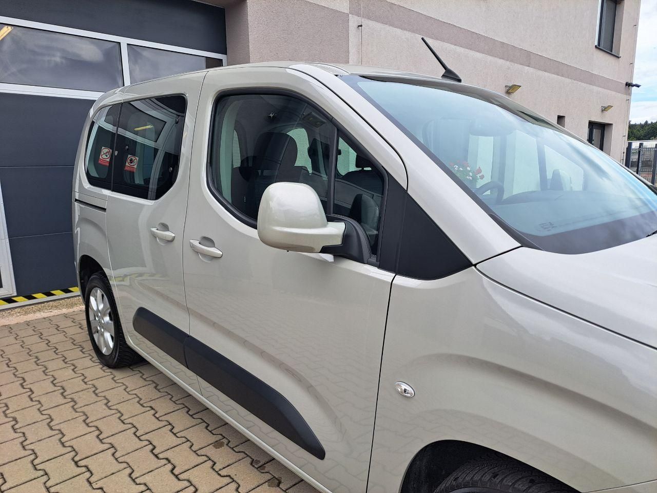 Opel Combo, 1.2 Life Edition, ZÁRUKA - fotka 4