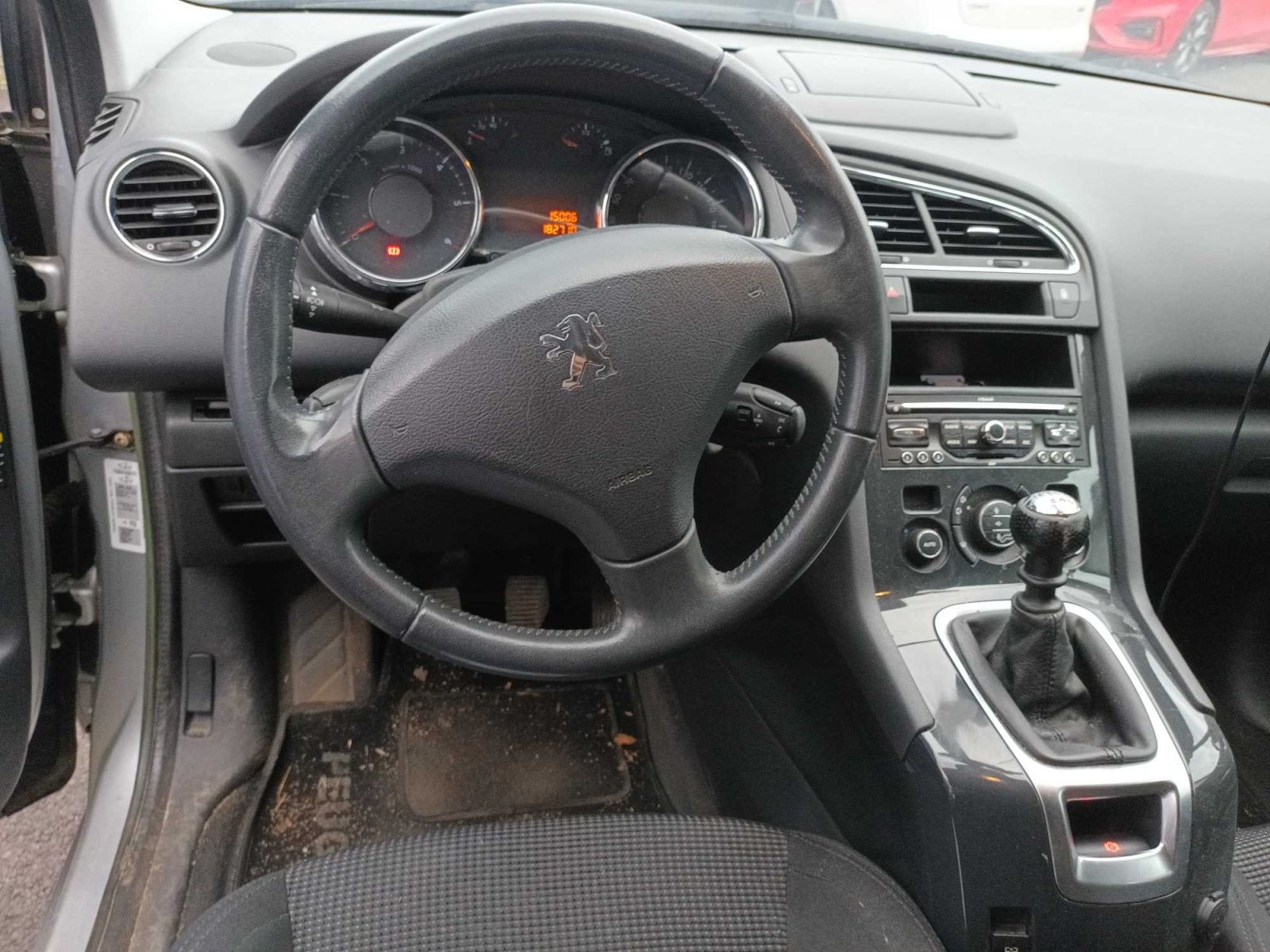 Peugeot 5008, 1.6 HDi, Tažné - fotka 3