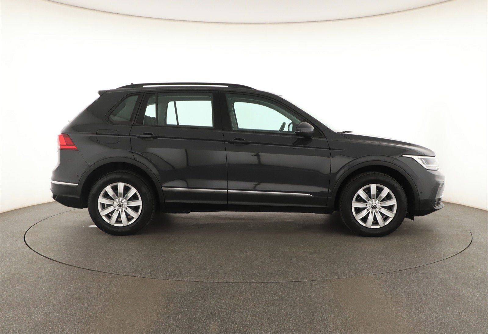 Volkswagen Tiguan, 1.4 TSI eHybrid, Automat, Navi - fotka 6