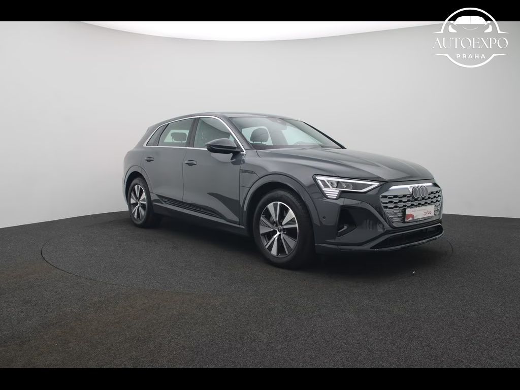 Audi Q8 e-tron, 50 e-tron  quattro advanced Ma - fotka 6