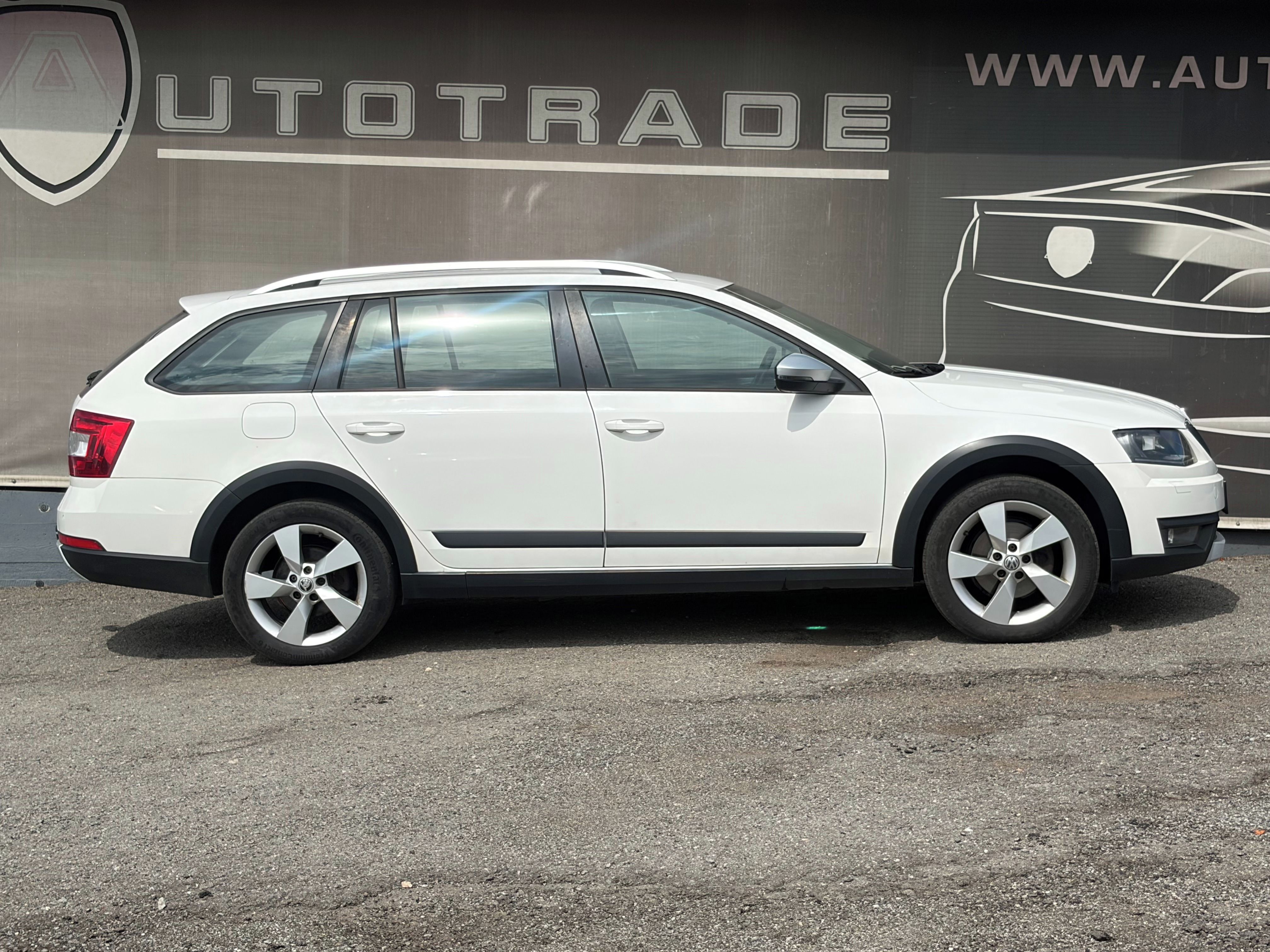 Škoda Octavia, SCOUT 2.0 TDi 110kW, Tažné - fotka 5