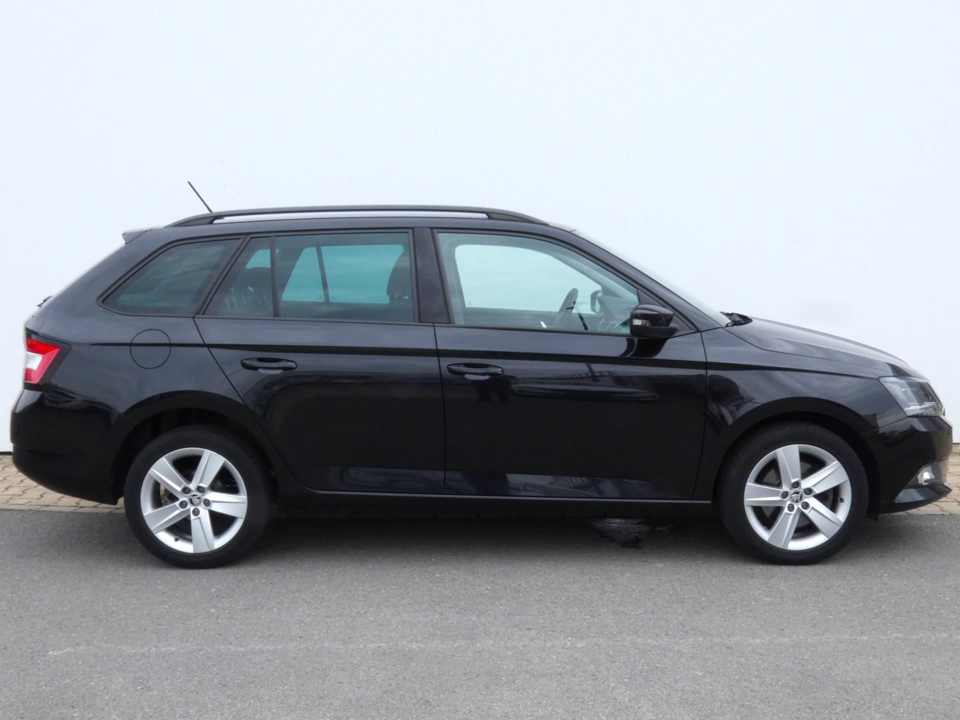Škoda Fabia, Combi Style 1.2 TSI 81KW - fotka 3