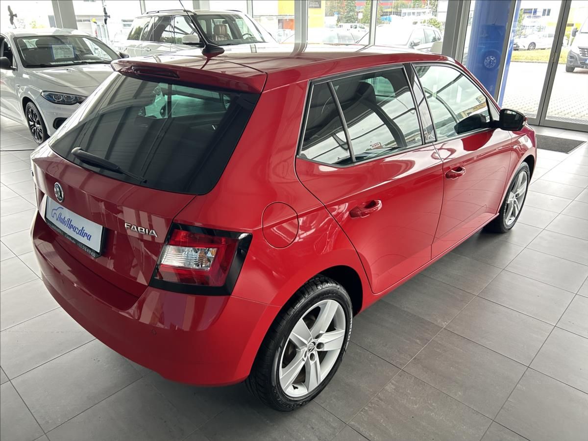 Škoda Fabia, 1,0   MPI,DRIVE,SERVISKA,2.MAJ - fotka 6