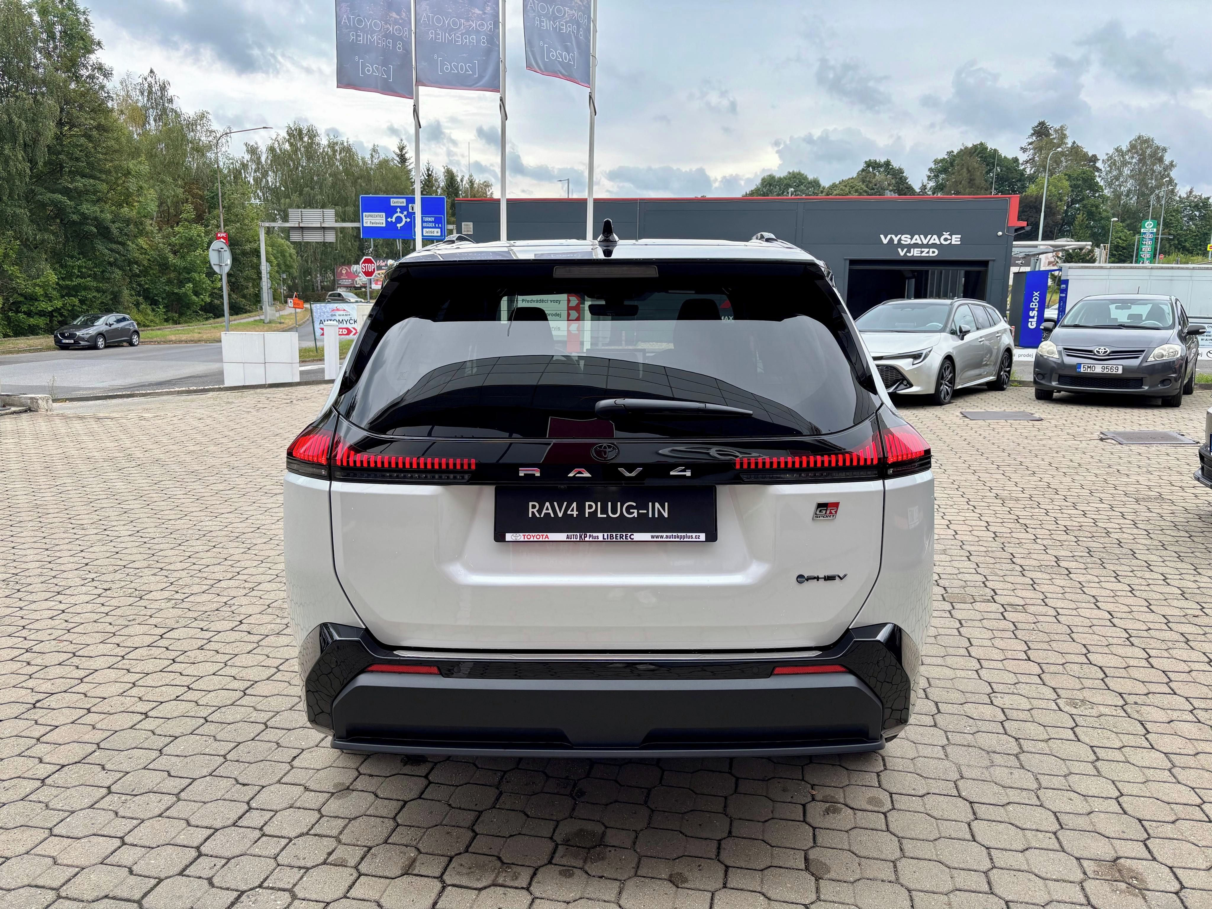 Toyota Rav4, 2,5PHEV 309k GR Sport 4x4 - fotka 6