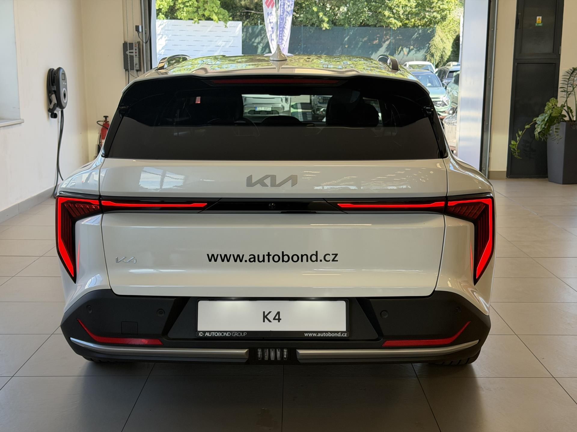 Kia K4, 1,6 T-GDi GPF 7DCT TOP 110 KW - fotka 4