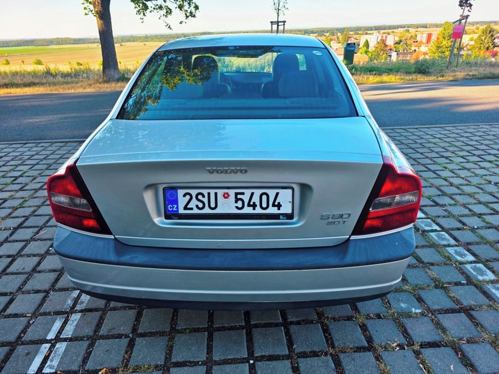 Volvo S80, 2L, benzin - LPG - fotka 6
