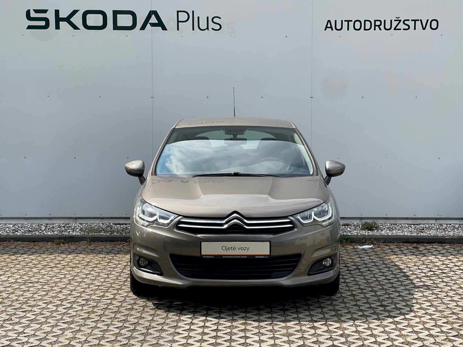 Citroën C4, 1.2 PureTech / 81 kW Feel - fotka 4