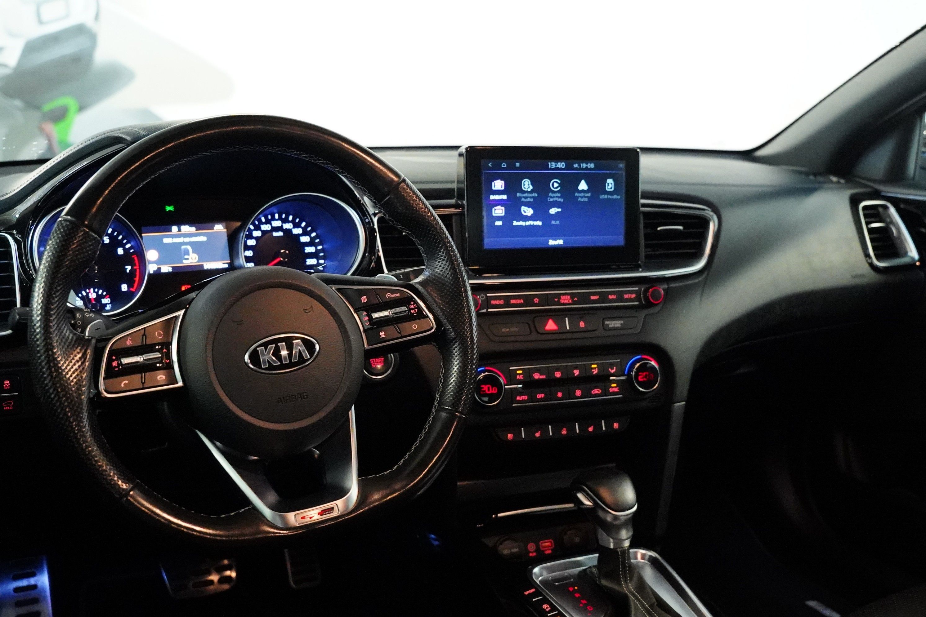Kia ProCeed, 1.4 TGDI 103 kW GT Line - fotka 5