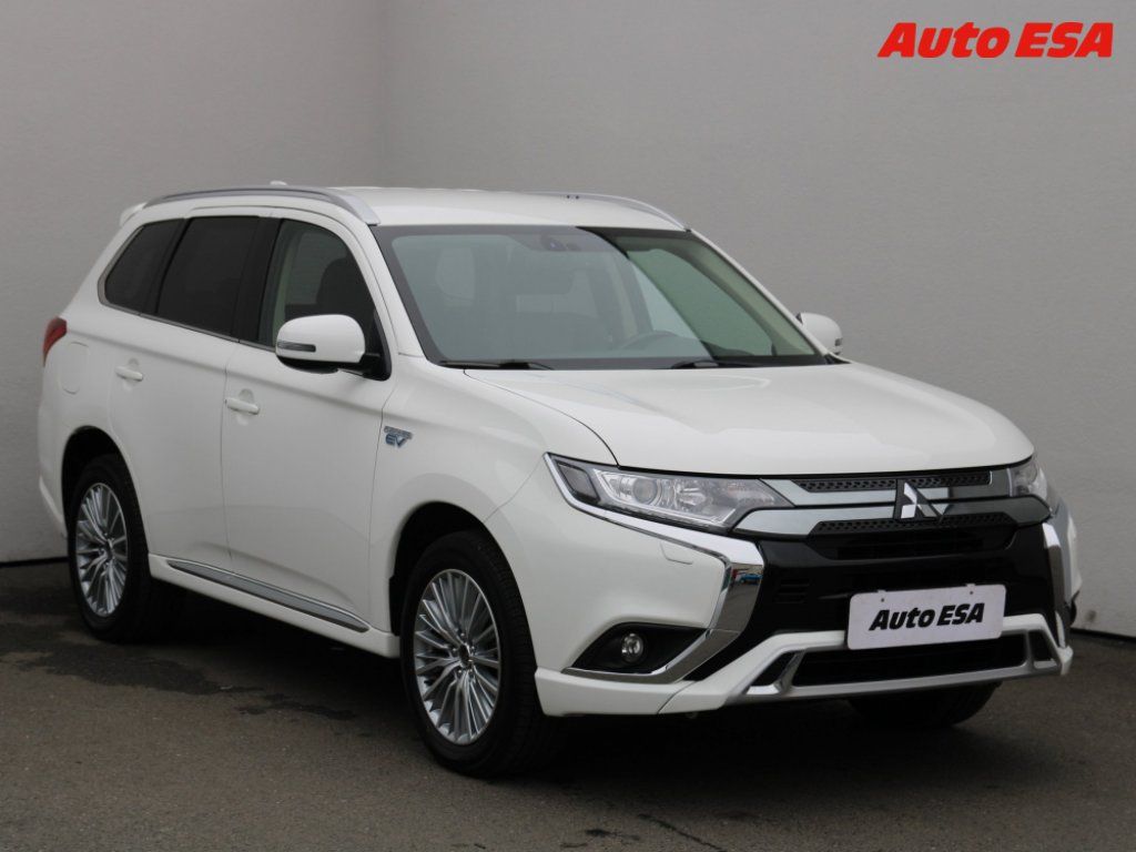 Mitsubishi Outlander, 2.0 4x4,AT