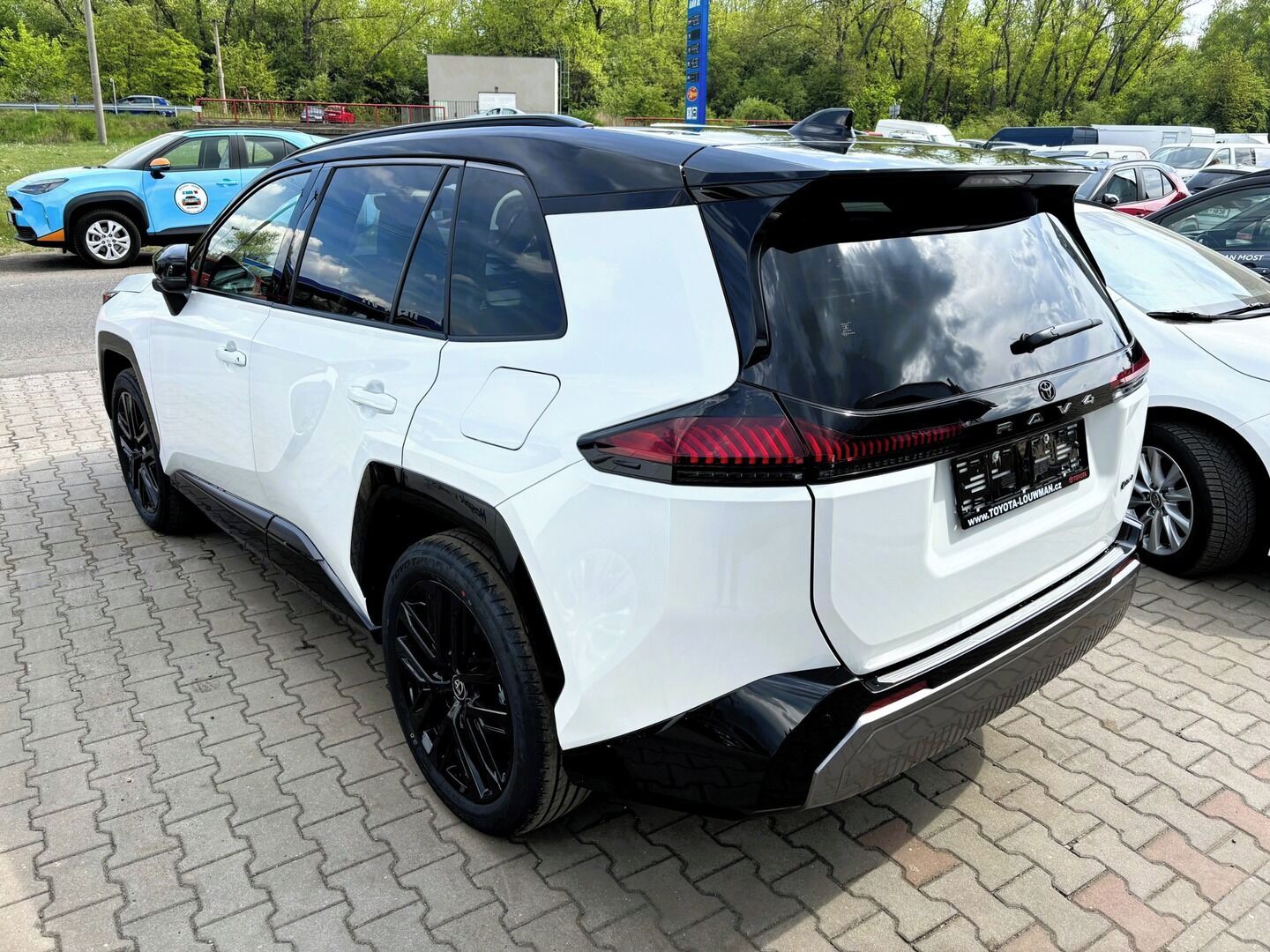 Toyota Rav4, 2,5 Style AWD - fotka 4