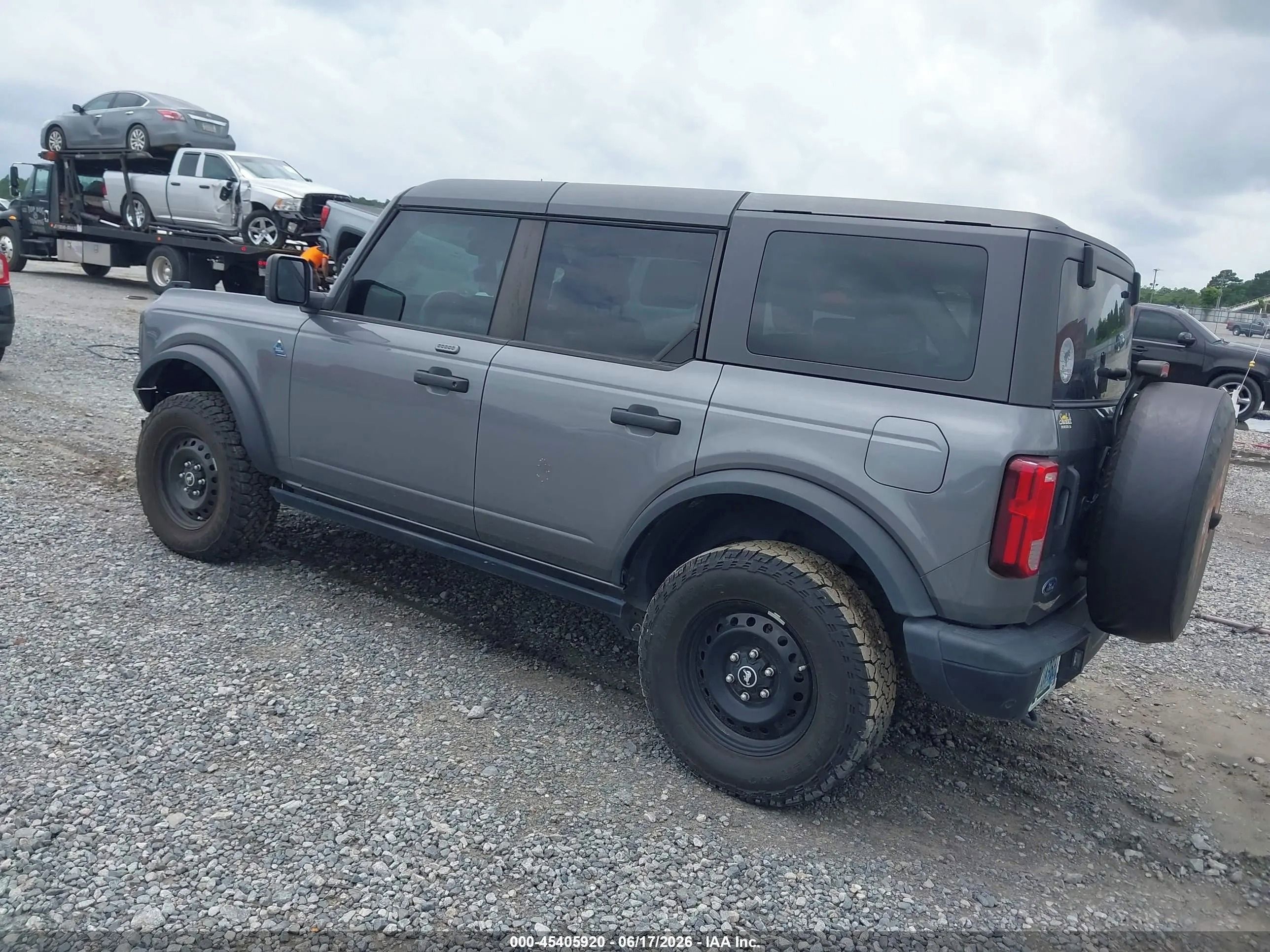 Ford Bronco, Auto na cestě - fotka 3