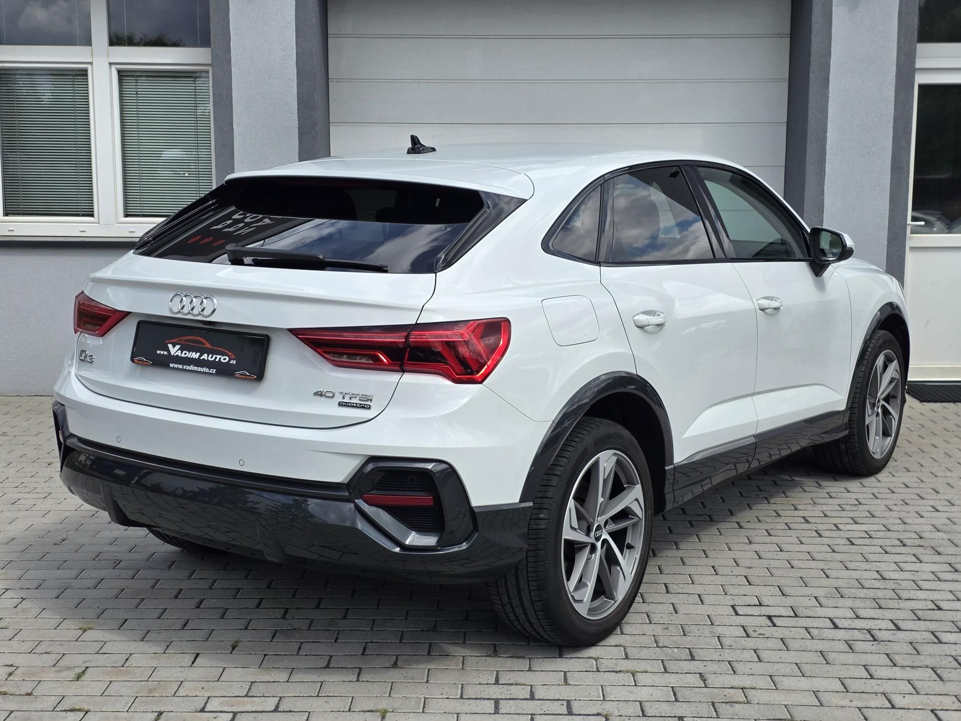 Audi Q3, SPORTBACK 2.0TFSI 140kW BUFÍK - fotka 6