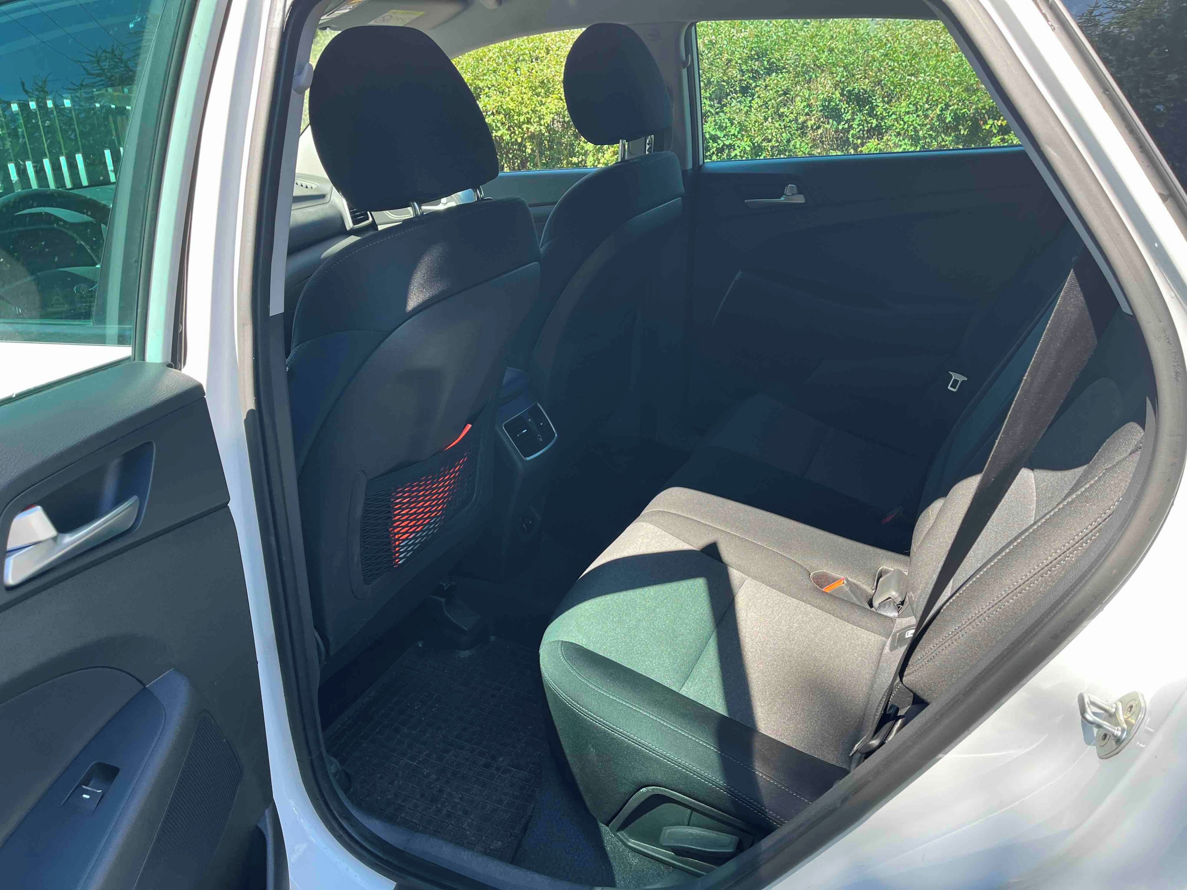 Hyundai Tucson, Hyundai Tucson  1,6 benzín 4x4 - fotka 5