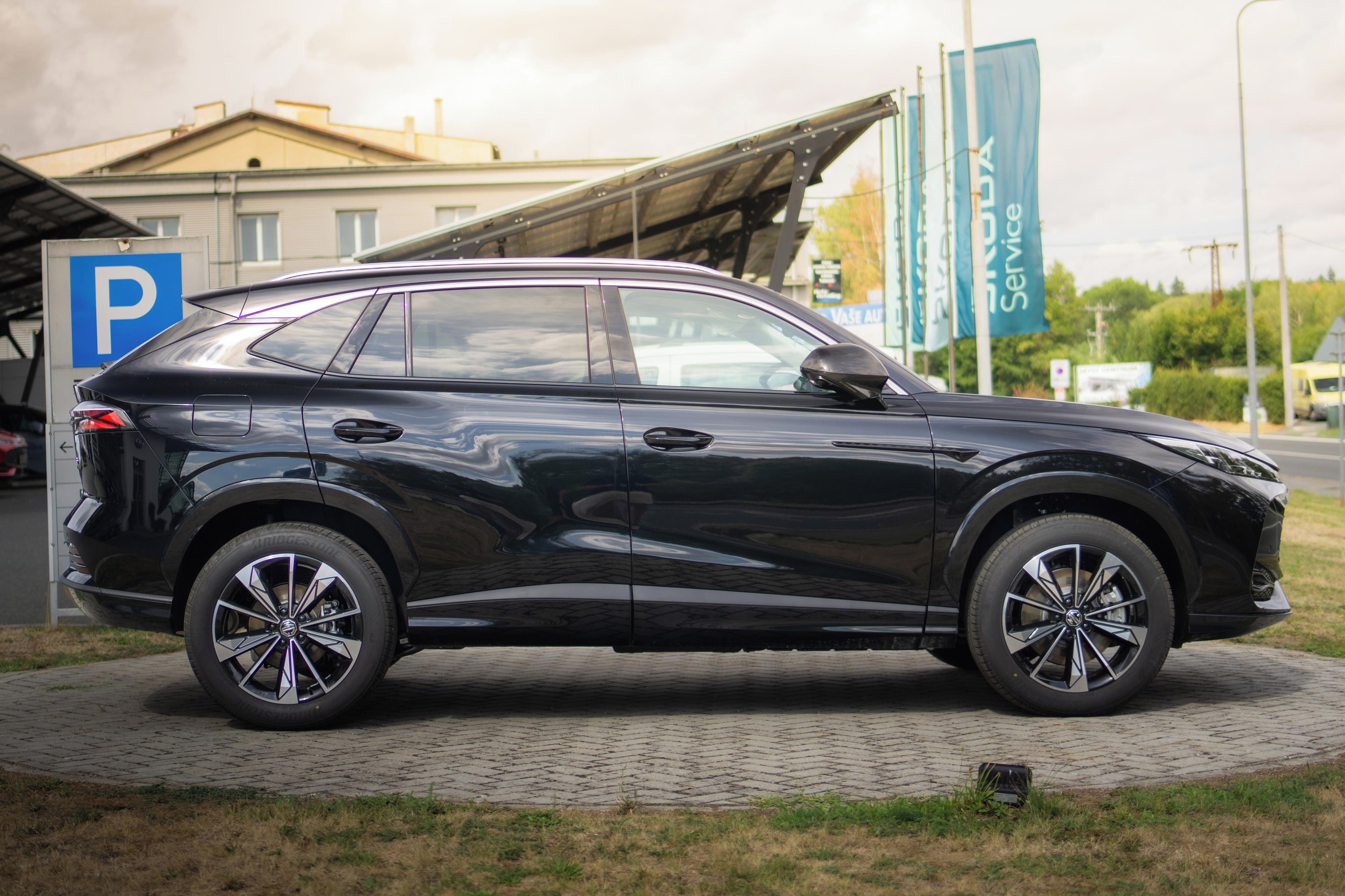 MG HS, EXCLUSIVE 1,5TGi AT 170HP - fotka 4